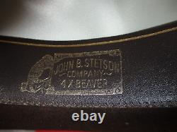 C189 Men's Size 7 1/8 Brown Stetson 4X Beaver Cowboy Hat WithFeathered Hatband