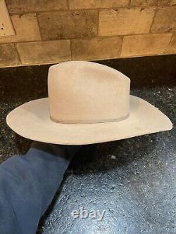 Lightly used brown Serratelli 5X Beaver Cowboy Hat-size 7 1/8