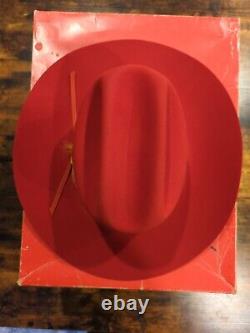 Vintage John B Stetson Red 4x Beaver Cowboy Hat size 7 56 very nice