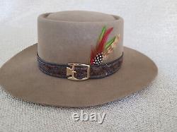 Vintage Stetson Cowboy Hat 4X Beaver Rancher 7-1/8 Beige Leather Band Feathers