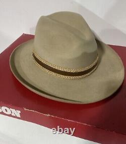 Vintage The Gun Club By Stetson Authentic 3X Beaver 7 1/4 Brown Hat With Box