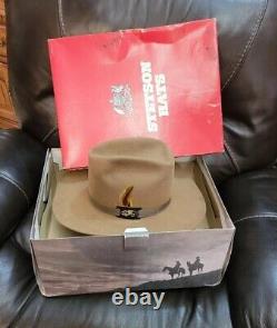 Vtg Stetson 4X XXXX Beaver Cowboy Hat Size 7 1/8 Beige Tan Feather With Box